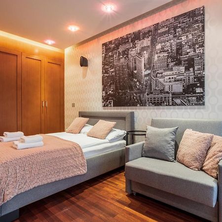 Broadway - Neptun Park By Oneapartments Gdańsk Exterior foto